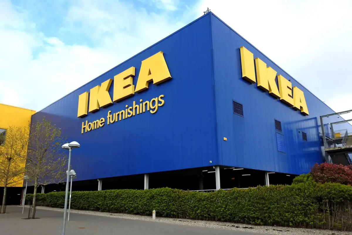 Penggunaan Aplikasi AR Pada IKEA